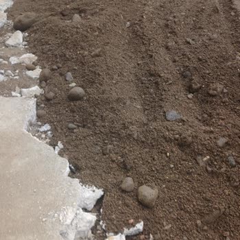 Otoyolda Levhasız Uzayan Yol Çalışması Yaya Güvenliğini Tehdit Ediyor