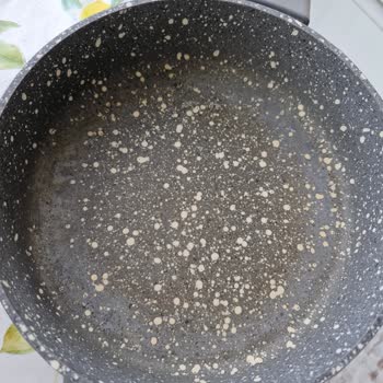 Emsan Mutfak Döküm Tava Ve Sahanın Yapışma Ve Kaplama Sorunu, Garanti Kapsamında Çözüm Talebi!