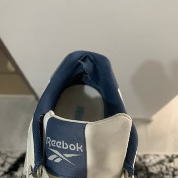 İki Ayda İç Astarı Yırtılan Ayakkabı İçin Değişim Ve İade Talebi