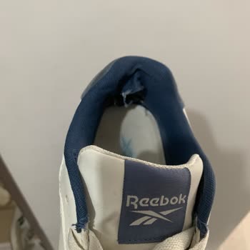 İki Ayda İç Astarı Yırtılan Ayakkabı İçin Değişim Ve İade Talebi