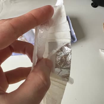 Baby Me Islak Mendilde Folyo Parçası Keşfi Hijyen Ve Güvenlik Sorunu