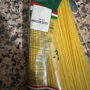 Pastavilla Spagetti Paketi Beyaz Lekelerle Hijyen Sorunu