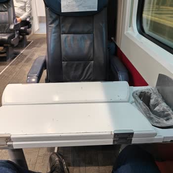 YHT | Yüksek Hızlı Tren Business Koltukta Yanıltıcı Masalı Oturma Düzeni Ve Aşırı Sıkışıklık