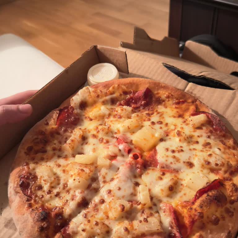 Papa John’s Restoranında Yanlış Boyutta Pizza Teslimi Ve Tekrarlayan Sorunlar