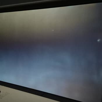 LG 86 İnç Televizyonun Yansımaları Ve Gölgelendirmeleri Nedeniyle İade Talebi