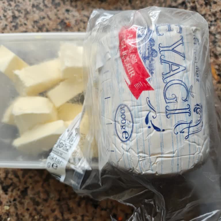 Harras File Markette Tereyağı Zannettiği Ürün Gerçekte Margarindir