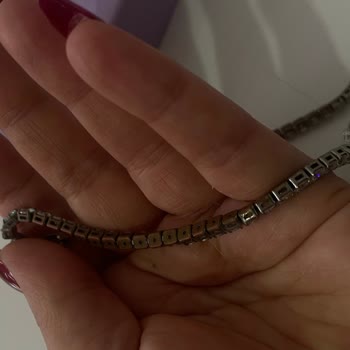 Kolyenin Erken Kararması Ve Taşların Dönmesi