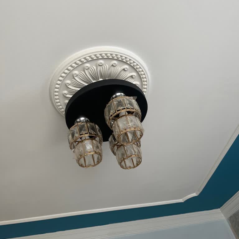 İzmir Karabağlar’da Çocuklu Evde Elektrik Kesintisi Ve Acil Açıklama Talebi