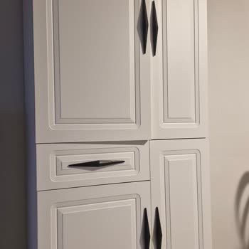 Ek