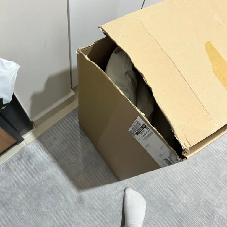 Lefties Kargonun Yırtık Paketi Ve Eksik Çocuk Ürünleri Şikayeti