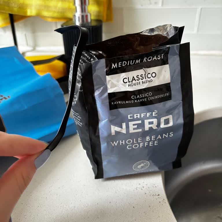 Yırtık Pakette Hijyenik Olmayan Espresso Ve Yetersiz Çözüm