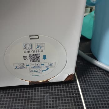 Siemens Ev Aletleri Garanti Kapsamındaki Çamaşır Makinesinde Paslanma Ve Ücretsiz Parça Değişimi