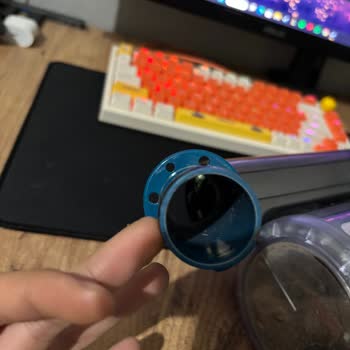 Aparat Vida Yerlerinden Ayrıldığı İçin Süpürge Kullanılamıyor