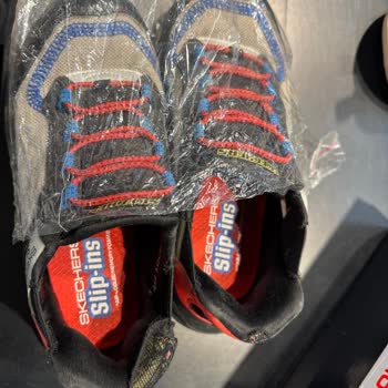 Skechers Çocuk Ayakkabısında Topuk Yırtılması Ve İnceleme Gecikmesi