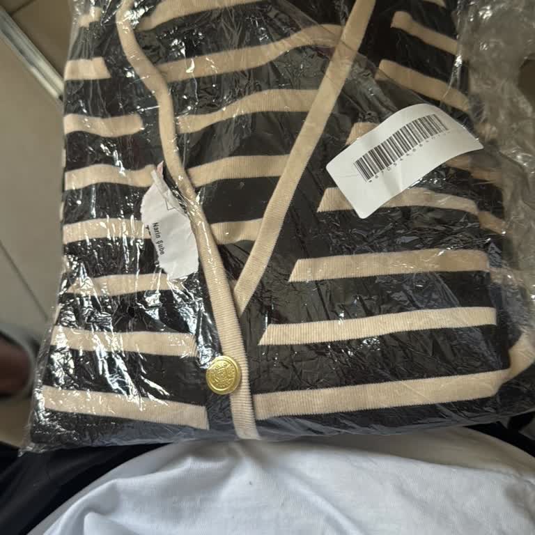 Sipariş Edilen Pantolon Yerine Kadın Kazağı Gönderildi, İade Talebim Reddedildi