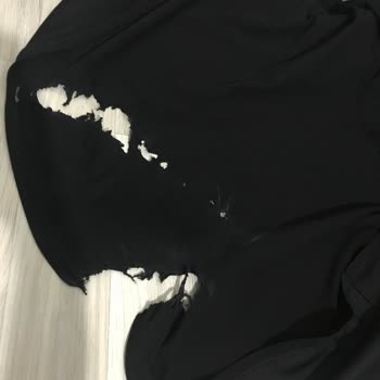 Vestel Çamaşır Makinesi Çamaşırları Yırtıyor, Yetkili Servis Çözüm Sunmadı