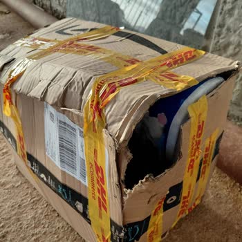 DHL Kargo Teslimatında Koli Hasarı Ve Bilgilendirme Eksikliği