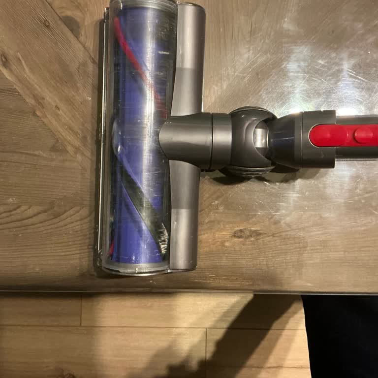 Dyson V8 Motorhead Başlığı Tekrar Arıza Yaptı Ve Güvenimi Sarsıyor