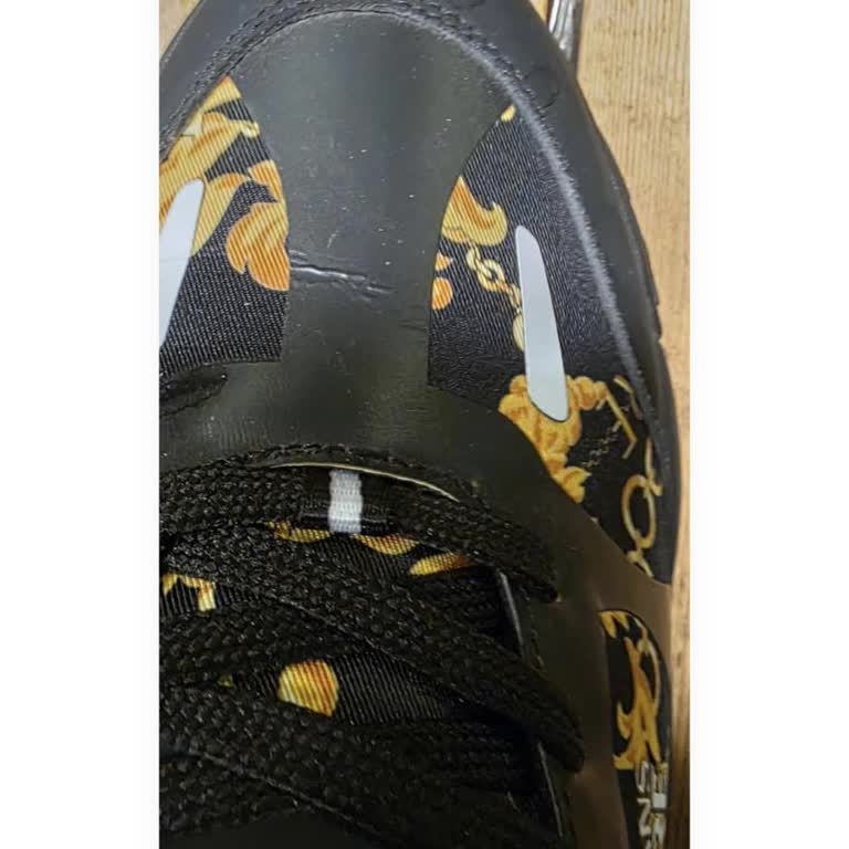 Versace Ayakkabısında Kısa Sürede Kırılma Ve Boyner’in Çözüm Sürecindeki Sorunlar