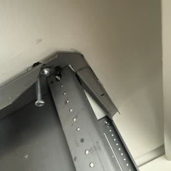 Arçelik Davlumbaz Montajı Eğri, Çözüm Bekleniyor