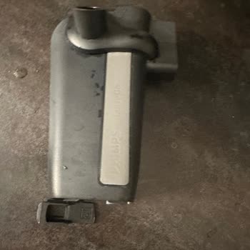 Philips LatteGo 5500 Süt Haznesi Mandalı Kırıldı, Acil Yedek Parça Talebi