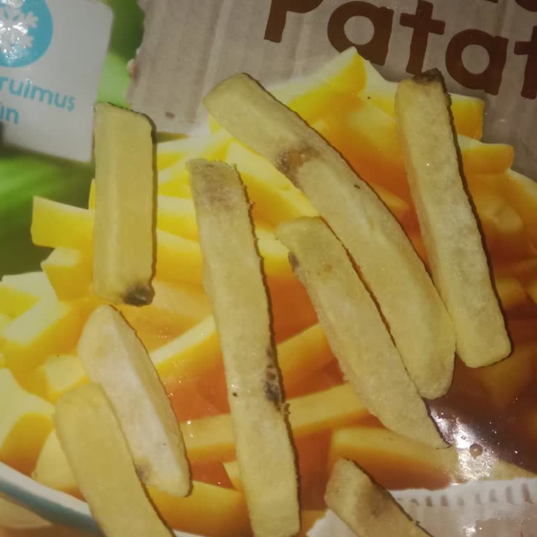 İzmir BİM Şubelerindeki Parmak Patateslerde Çürük Sorunu Tekrarlıyor