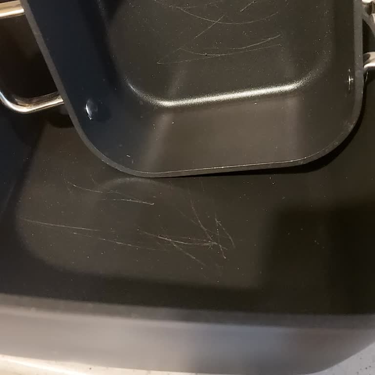 Karaca Züccaciye Servis Sonrası Çizik Tencere Seti İçin Yeni Ürün Değişimi