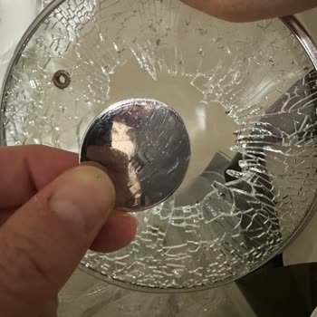 Karaca Züccaciye Tencere Kapağı Kendiliğinden Patladı!