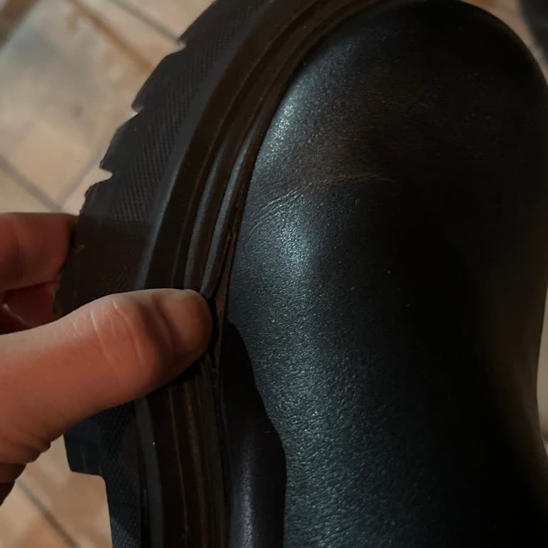 Zara Chelsea Botunda İlk Hafta Yırtılma Ve Ücret İadesi Talebi