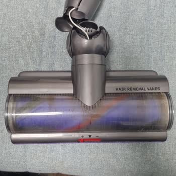 Dyson Gen5 Vacuum Brush Breaks After One Month, Seller Denies Warranty