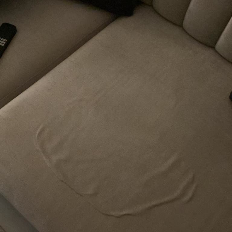 Bellona Larissa Oturma Grubunda Kumaş Kabarması Ve Potluk Sorunu