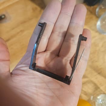 Kırılan İç Parça Ve Garanti Kapsamında Ücretsiz Değişim Talebi