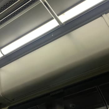 Marmaray 145 Otobüslerinde Tavan Sızıntısı Yolcuları Sırılsıklam Bırakıyor