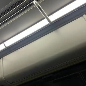 Marmaray 145 Otobüslerinde Tavan Sızıntısı Yolcuları Sırılsıklam Bırakıyor