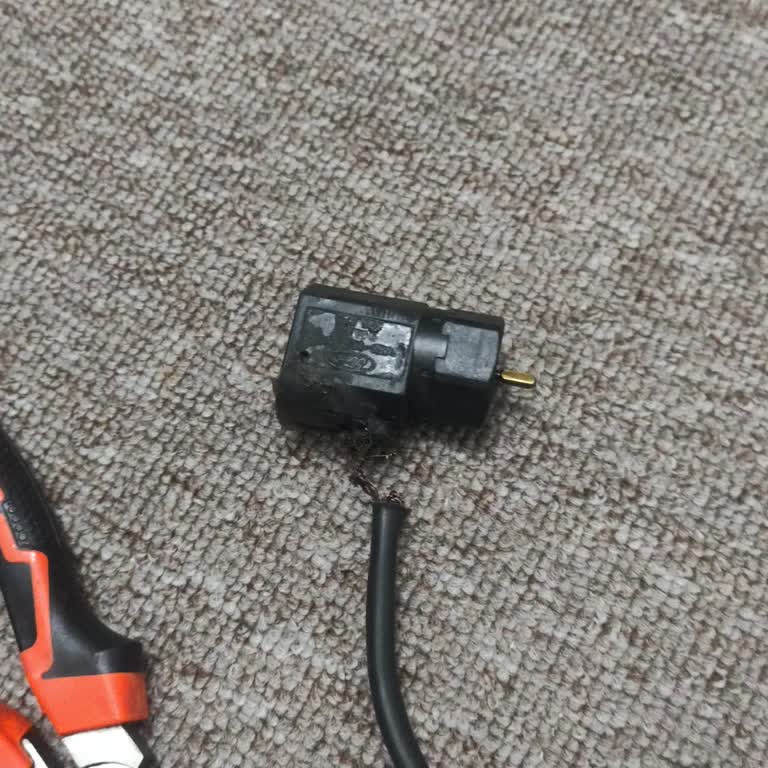 Ford Connect 2004 Hız Sensörü Dumanı Sonrası Marş Arızası