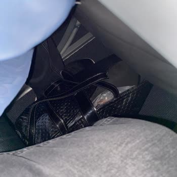 Kabin Bagajı Ayakların Altına Koyma Zorunluluğu