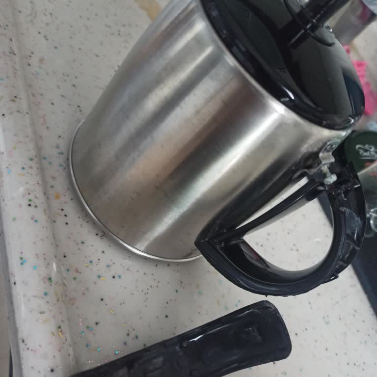 Sinbo Çaydanlığının Kulpunun Kırılması Ve Yedek Parça Bulunamaması