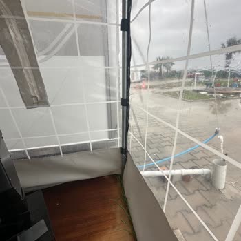 Kırık Ve Su Sızdıran Kış Bahçesi Brandası Garantisi Yok