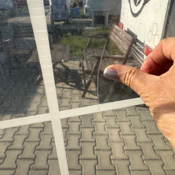 Kırık Ve Su Sızdıran Kış Bahçesi Brandası Garantisi Yok