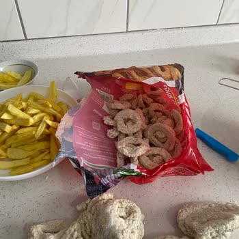 Lezita Soğan Halkası Donmuş Ve Tek Parça Kütle Halinde