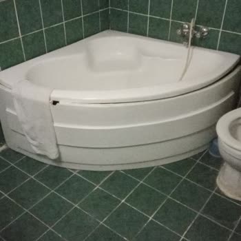 Hotel Temel | Kars İle Tatilimiz Zehir Oldu!