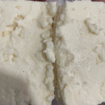 Migros Markalı Beyaz Peynire Saplanmış Siyah Kıl Gıda Güvenliği Sorunu