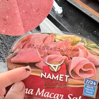 Namet Kıllı Dana Macar Salam