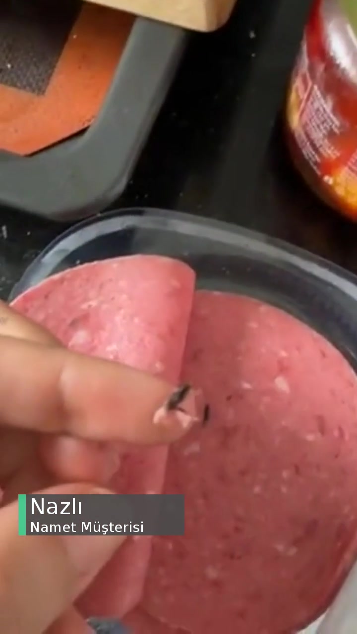 Namet Kıllı Dana Macar Salam videonun kapak resmi