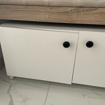 Kenzlife Mobilya'dan Bozuk Menteşeli Ayakkabılık İçin Acil Değişim Ve Yanıt Talebi