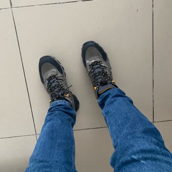 Su Geçirmez Bot Karda Su Geçiriyor