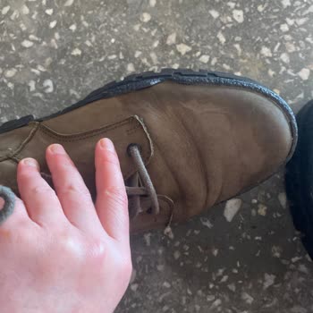 Garanti Süresi İçinde Açılan Botlarda Su Sızdırması Ve Mağaza Reddedici Tutumu