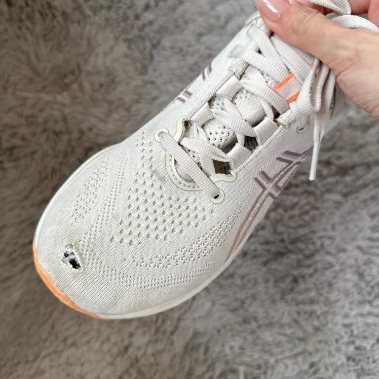 Kısa Sürede Malzeme Sorunu Yaşayan Asics Ayakkabı İçin İade Ve Değişim Talebi