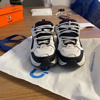 Nike Air Monarch Ayakkabısında Gıcırtı Sorunu Ve Değişim Talebi