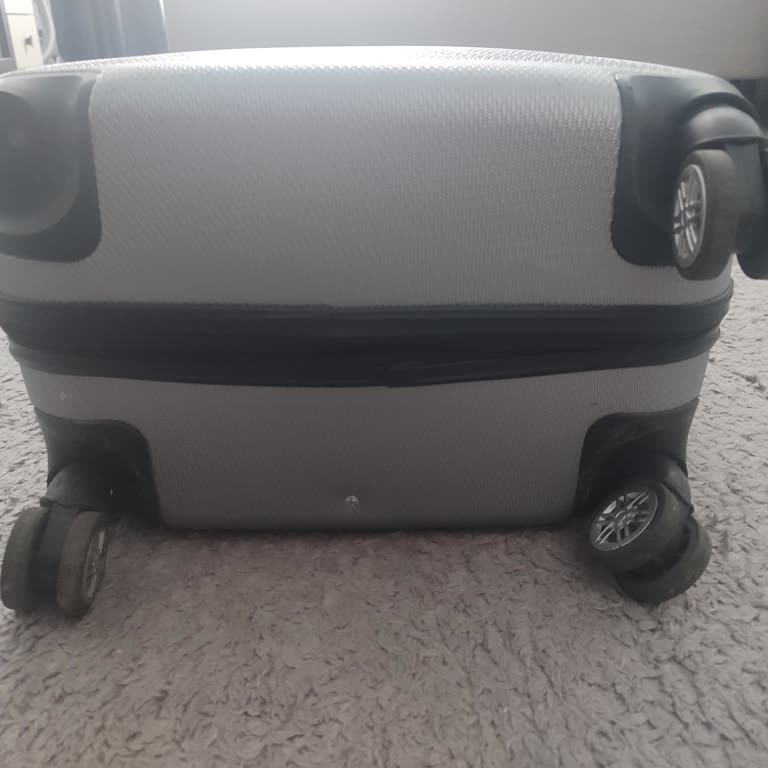 Valizim Kırıldı, Takip Numarası Almadım Ve Çözüm Sunulmadı